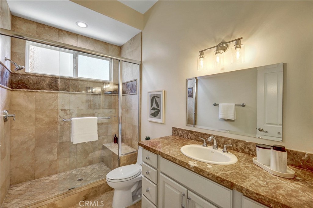 135 Redwood Property Photo 25