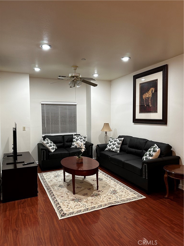 300 Lampman Way Property Photo 2