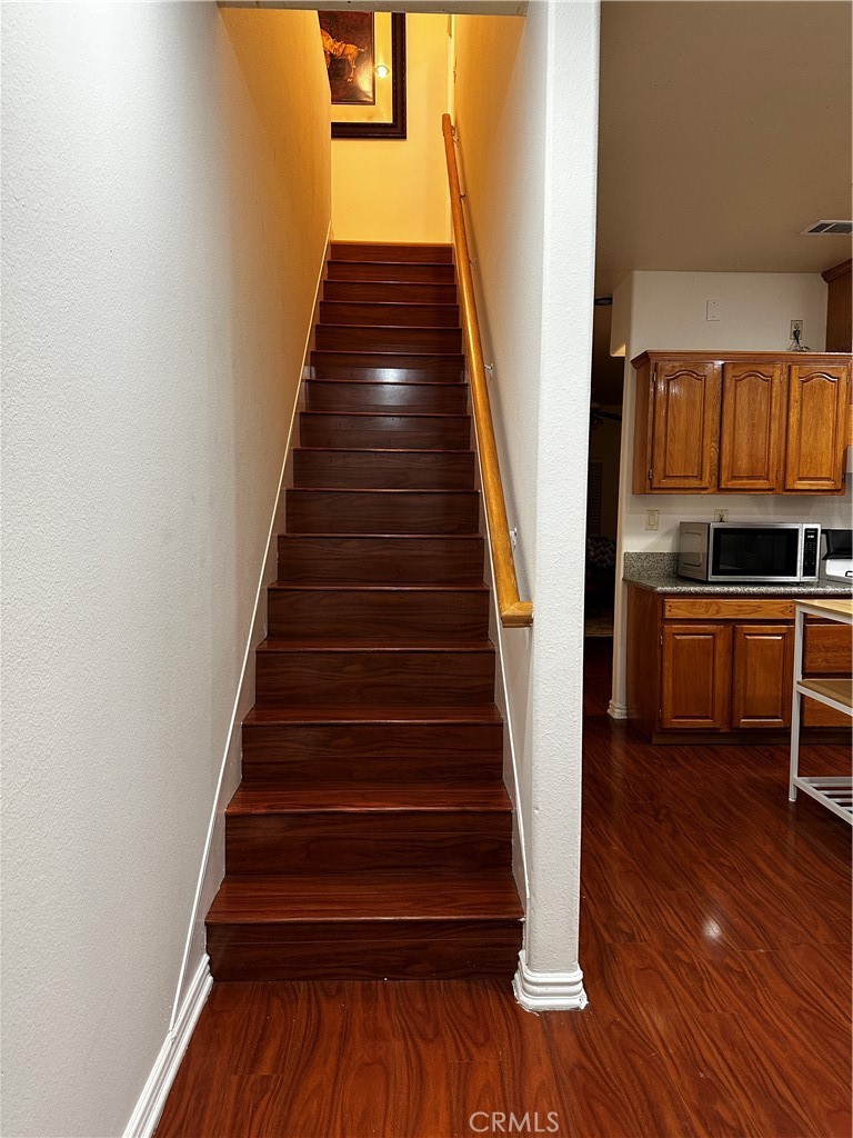 300 Lampman Way Property Photo 9