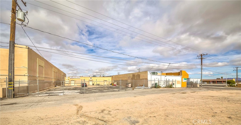 14895 Bear Valley Property Photo 14
