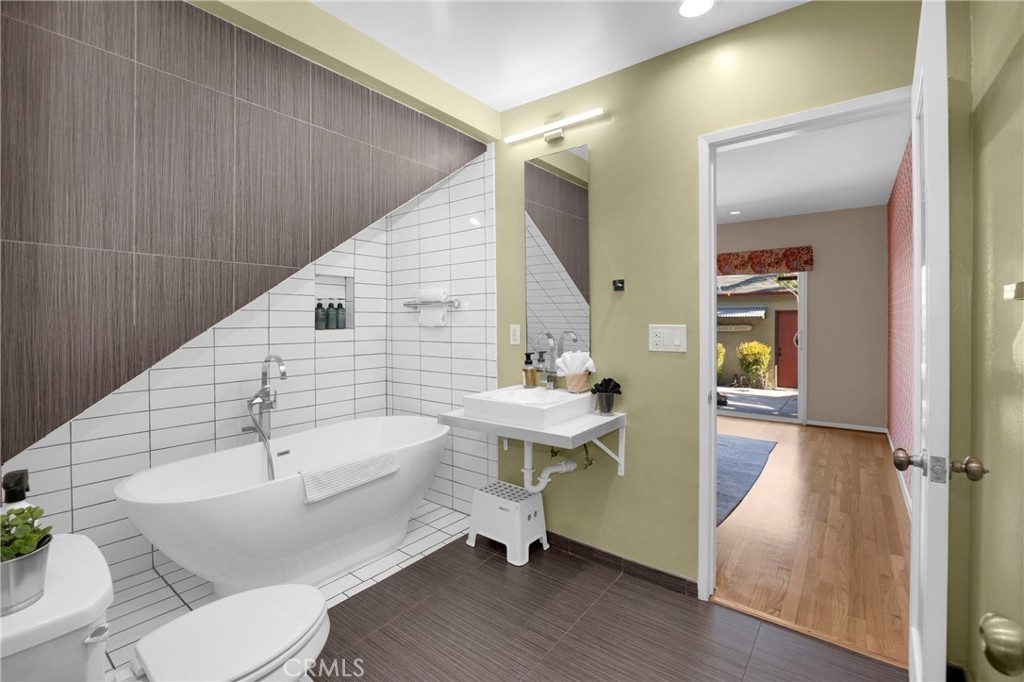 134 Bennett Property Photo 19