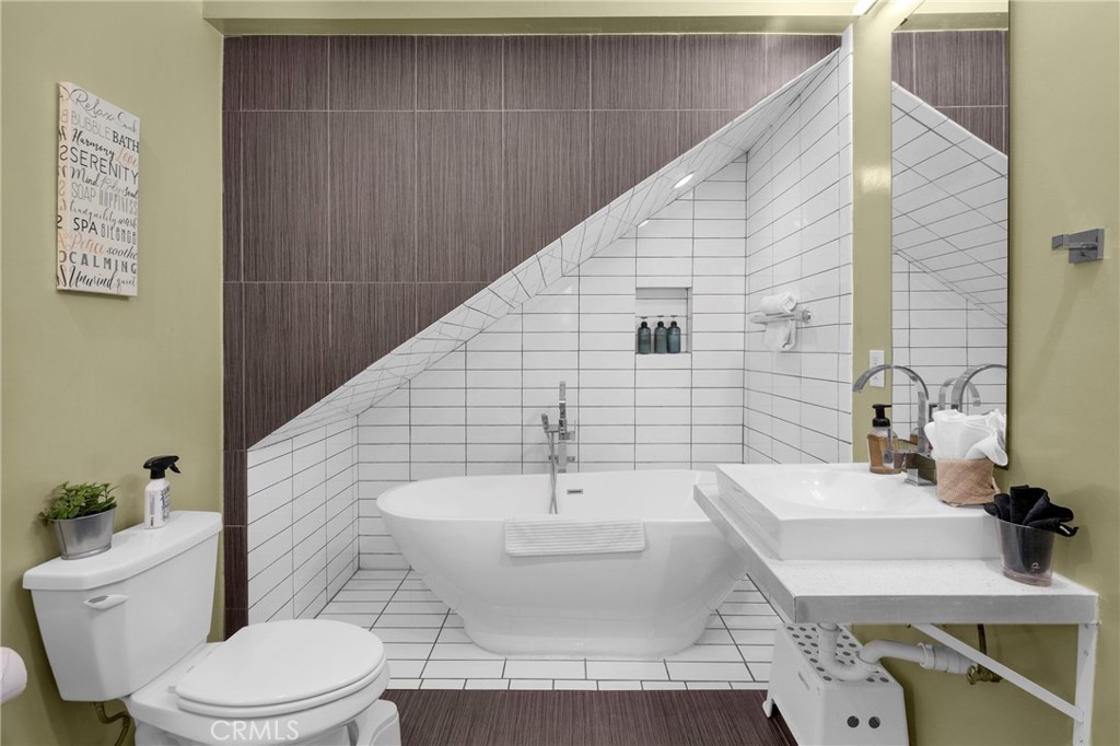 134 Bennett Property Photo 20