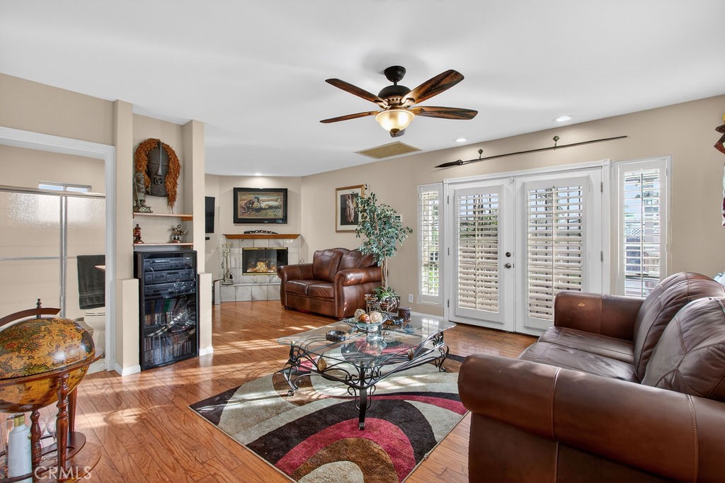2430 San Francisco Avenue Property Photo 9