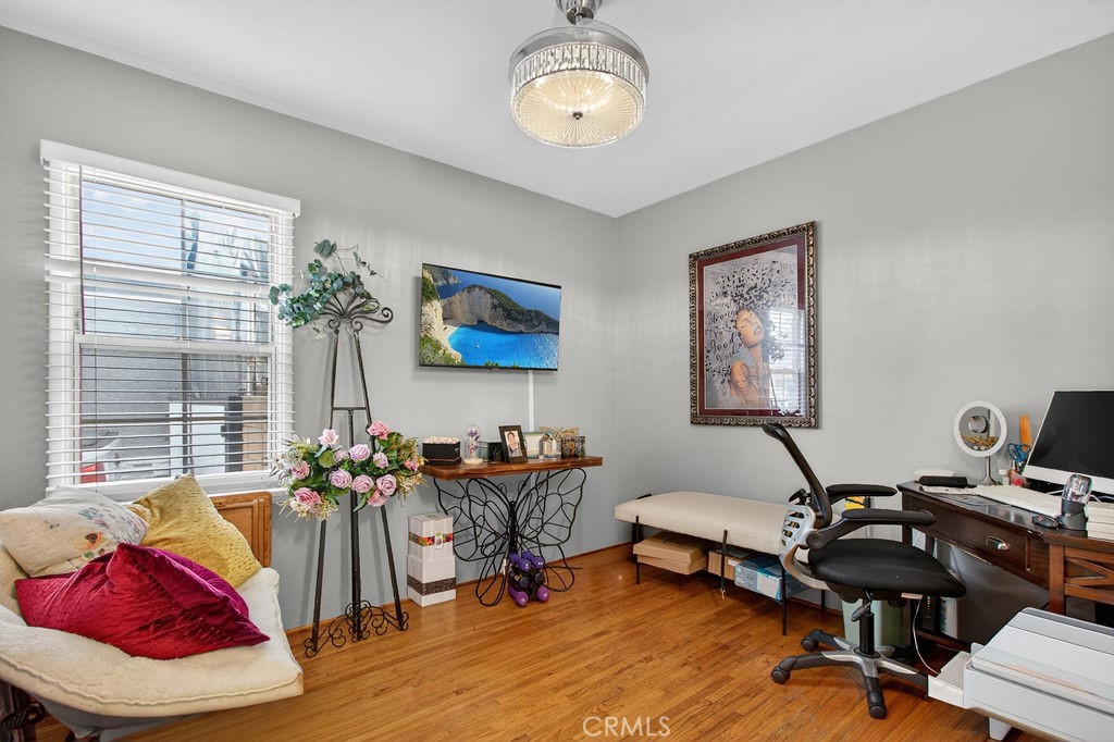 2430 San Francisco Avenue Property Photo 13