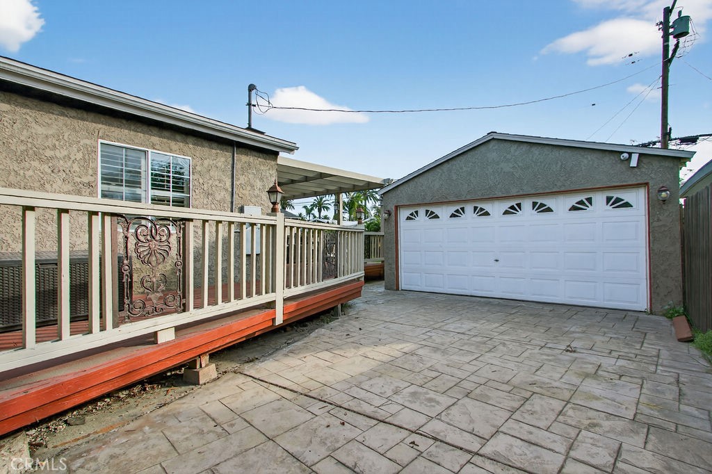 2430 San Francisco Avenue Property Photo 15