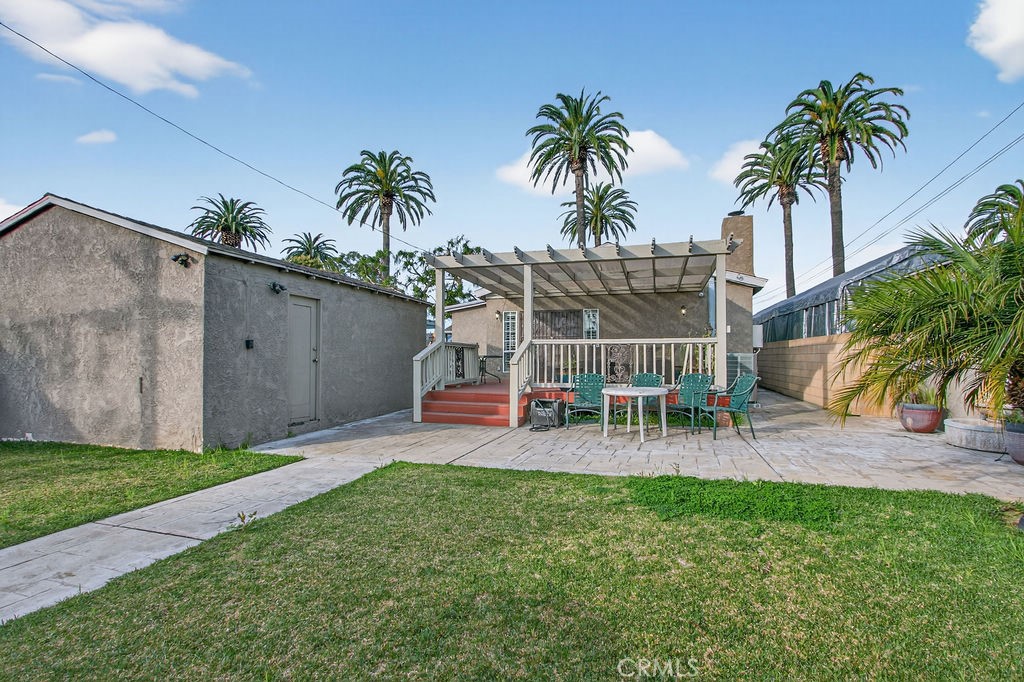 2430 San Francisco Avenue Property Photo 19