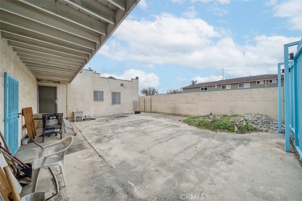 4700 W Imperial Property Photo 17