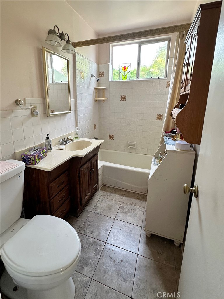 23117 Meyler Ave Property Photo 11