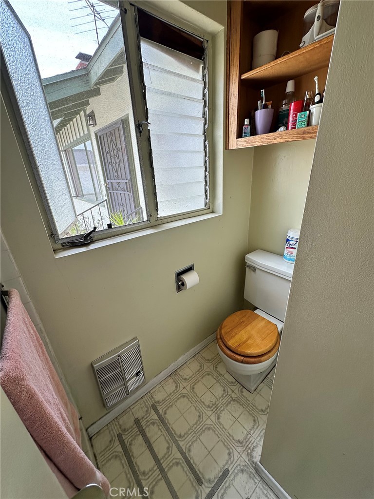 23117 Meyler Ave Property Photo 12
