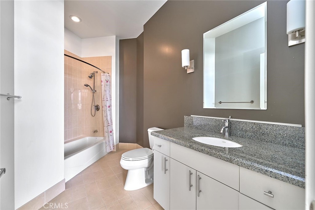 3810 Wilshire 1904 Property Photo 6