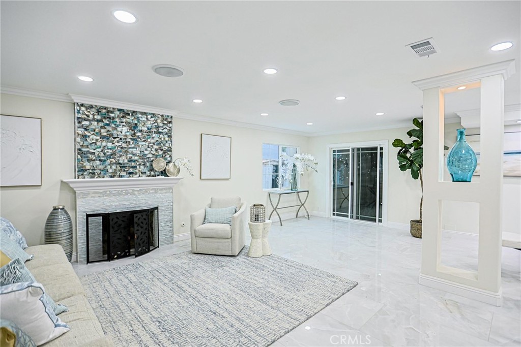 17230 San Lorenzo Circle Property Photo 3