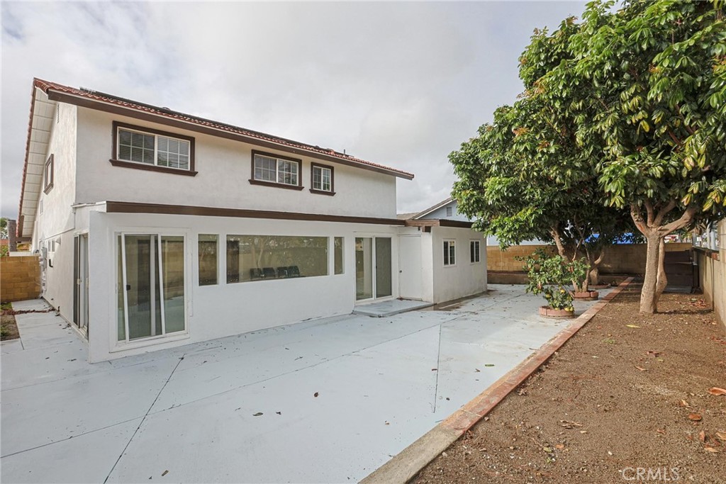 17230 San Lorenzo Circle Property Photo 27