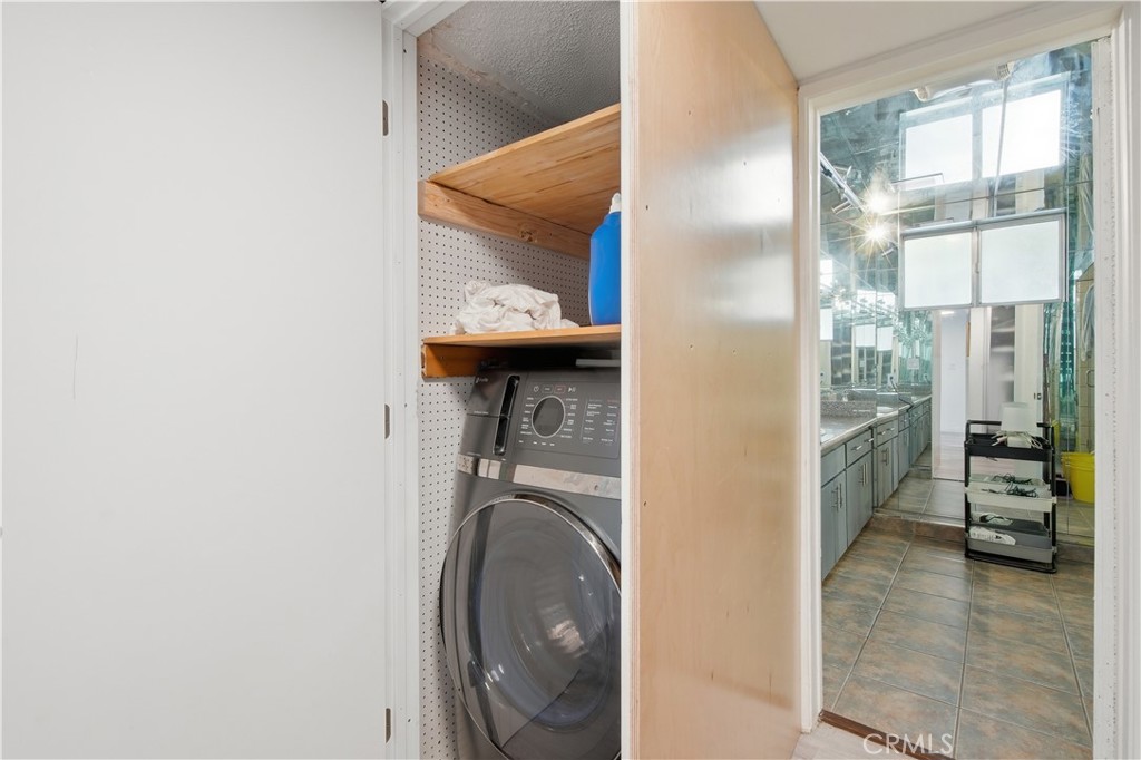 7309 Franklin Ave 105 Property Photo 13