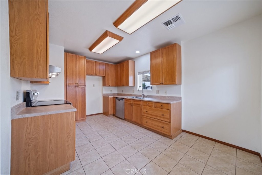 610 Quivera Property Photo 15
