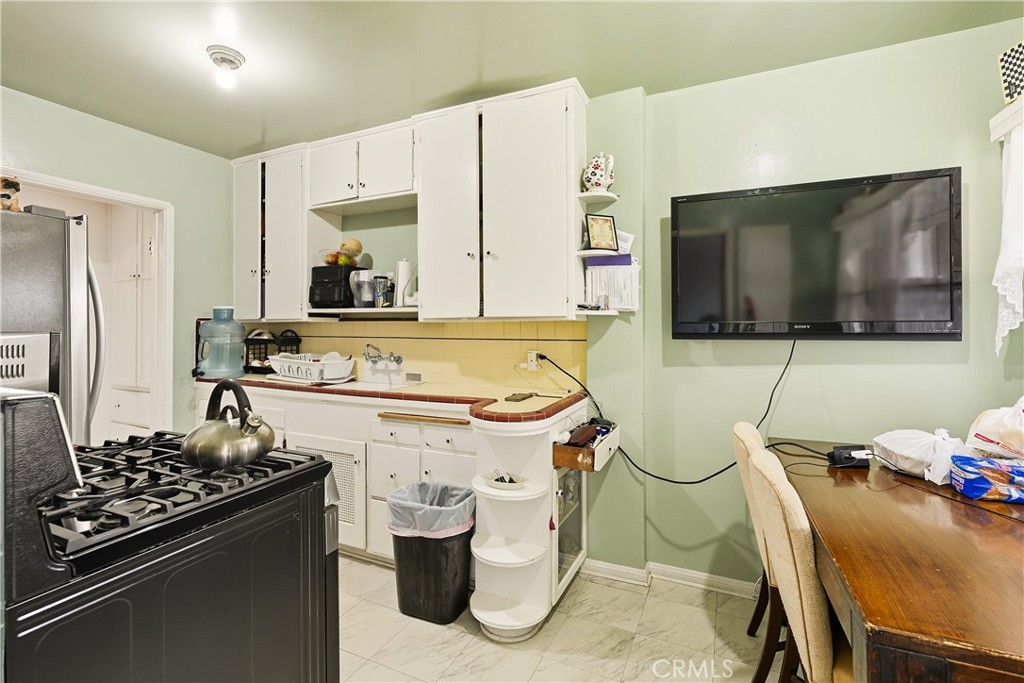 7015 Templeton Property Photo 27