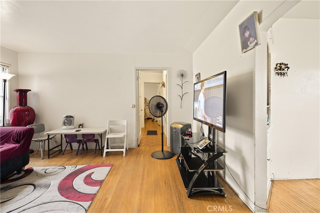 7015 Templeton Property Photo 42