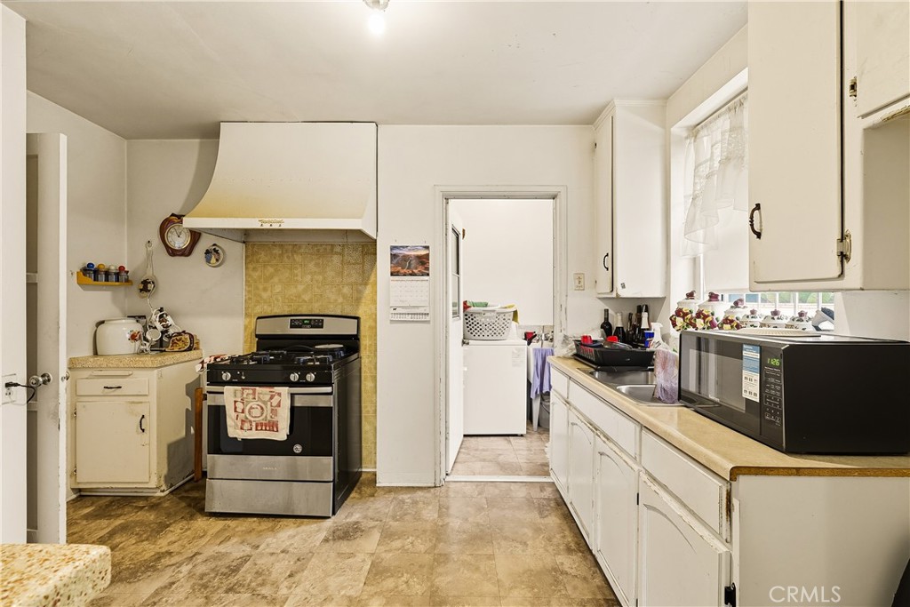 7015 Templeton Property Photo 46