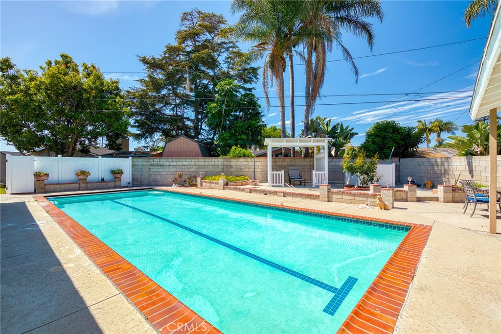 13281 Mono Place Property Photo 3