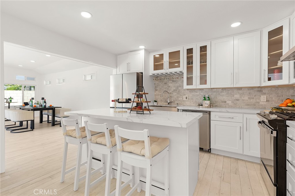 13281 Mono Place Property Photo 4