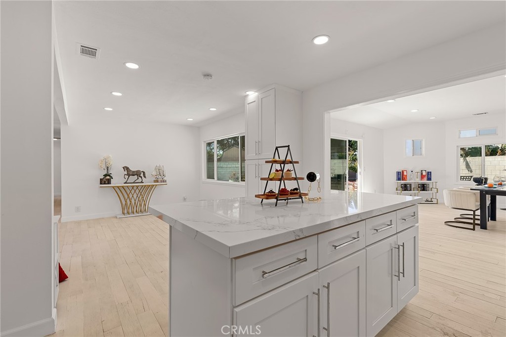 13281 Mono Place Property Photo 31