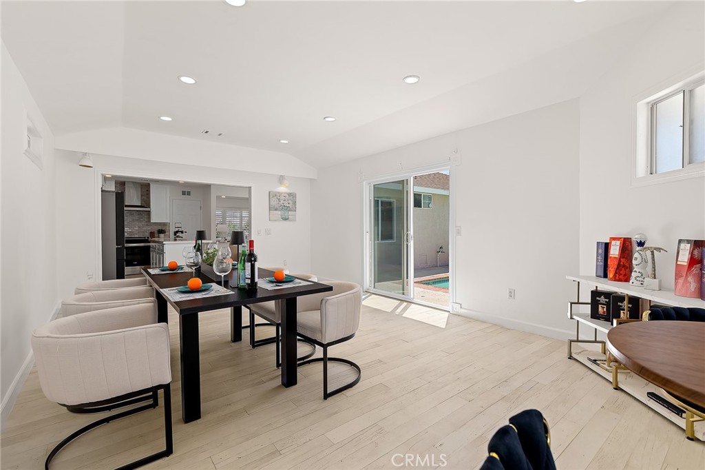 13281 Mono Place Property Photo 34