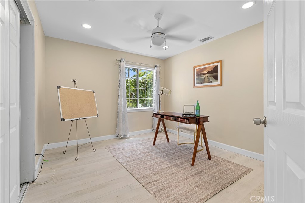 13281 Mono Place Property Photo 41
