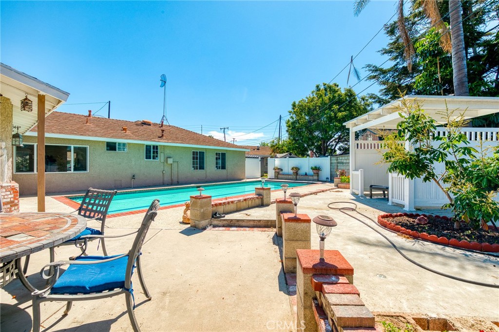 13281 Mono Place Property Photo 48