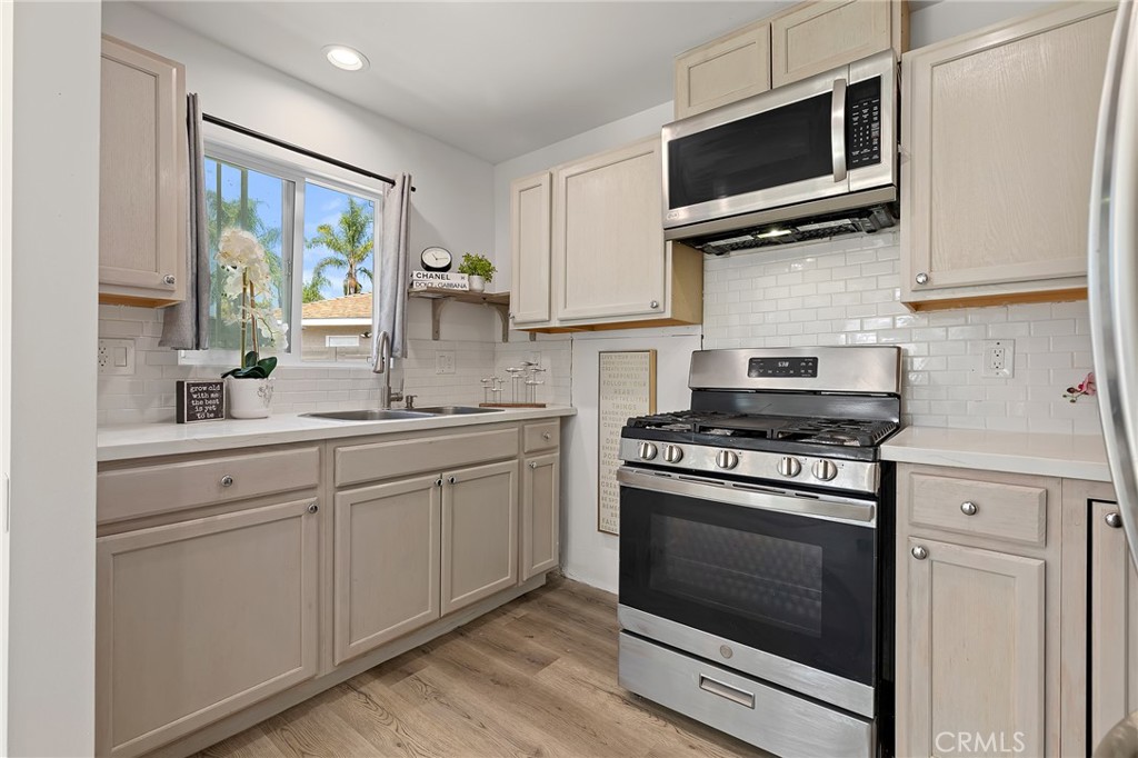 13281 Mono Place Property Photo 57