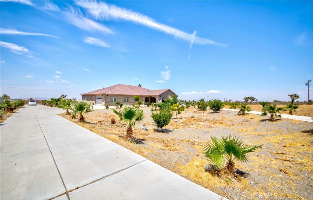 3789 Luna Road Property Photo 3