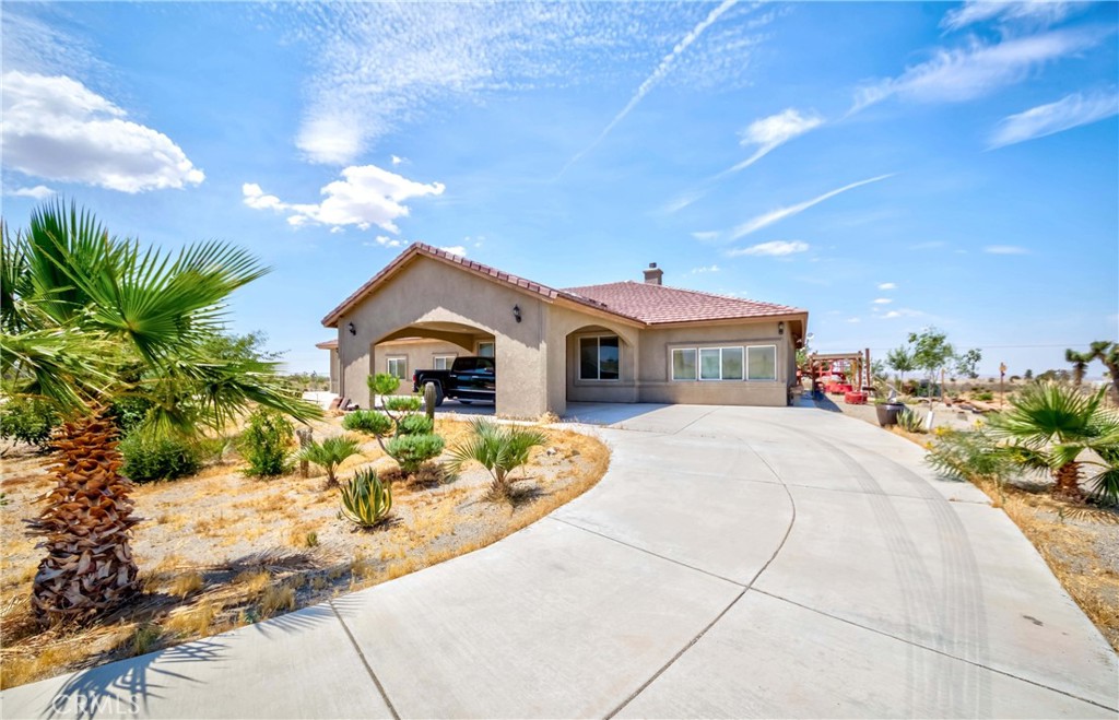 3789 Luna Road Property Photo 6