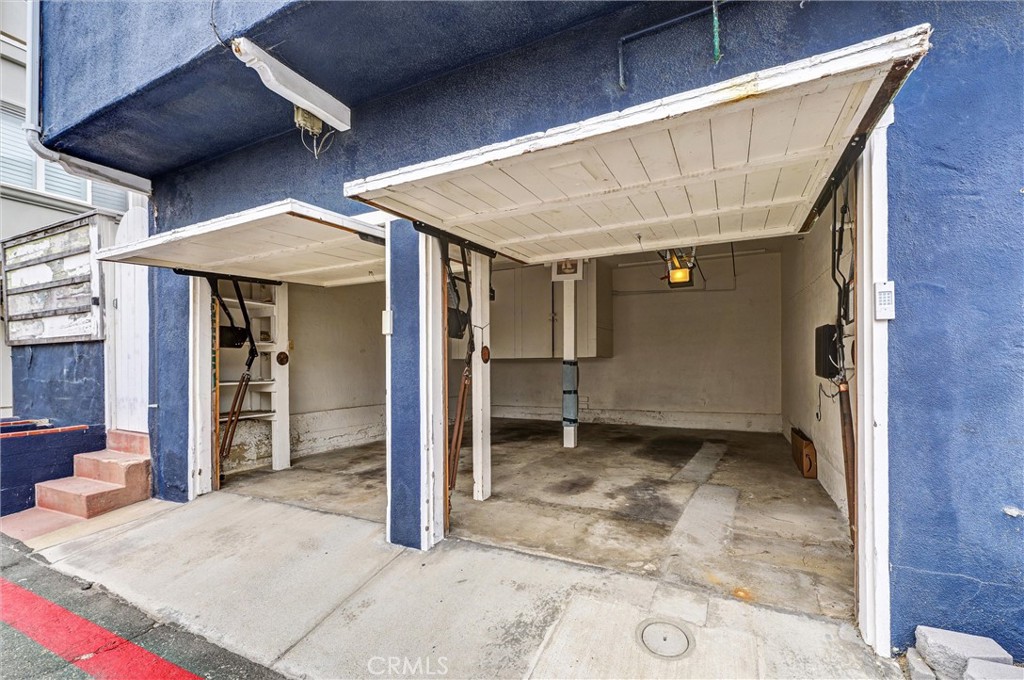 121 35th Property Photo 7