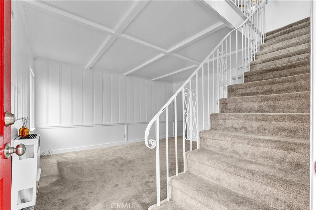 121 35th Property Photo 10