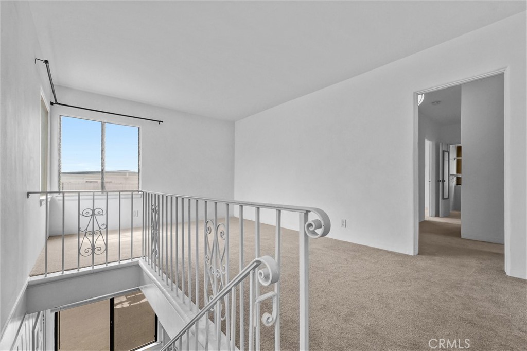 121 35th Property Photo 16