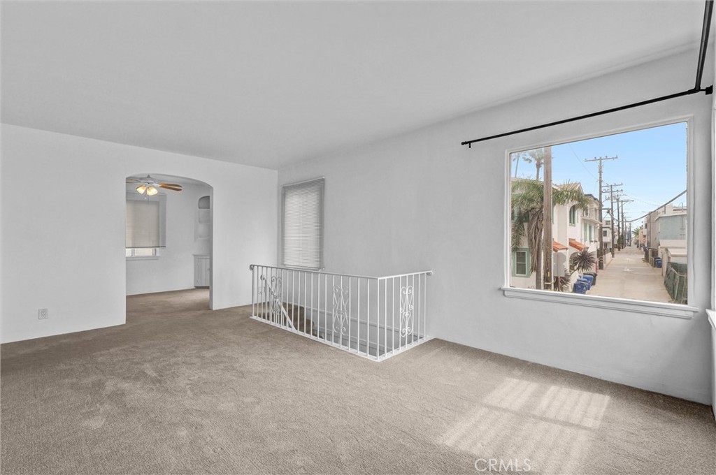121 35th Property Photo 17