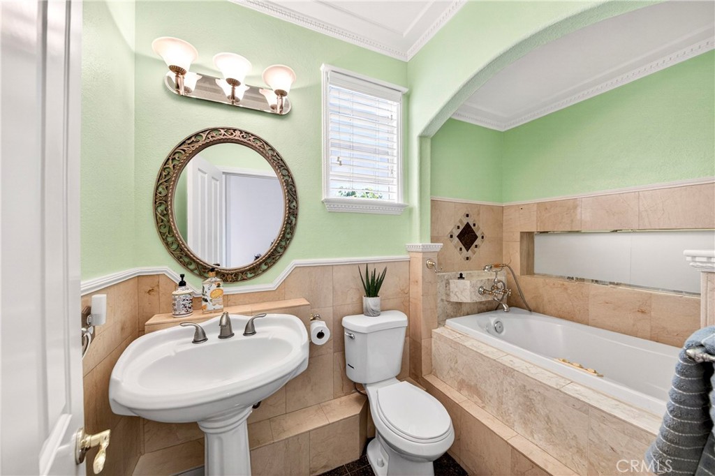 1820 W Demaret Court Property Photo 26