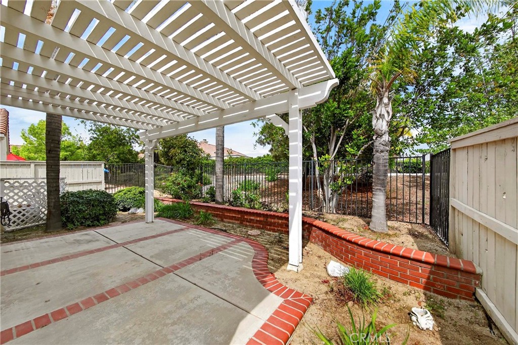 40644 Corte Albara Property Photo 8