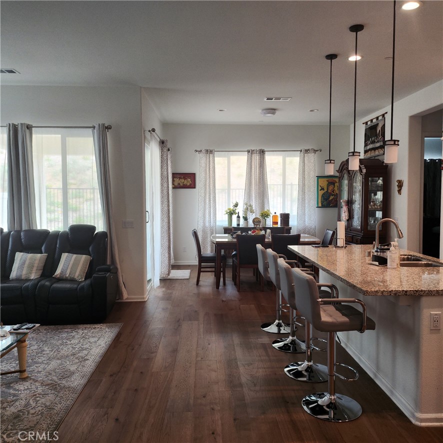 11882 Wandering Way Property Photo 3