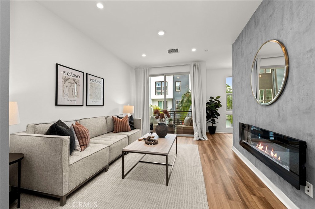 210 Placemark Property Photo 1