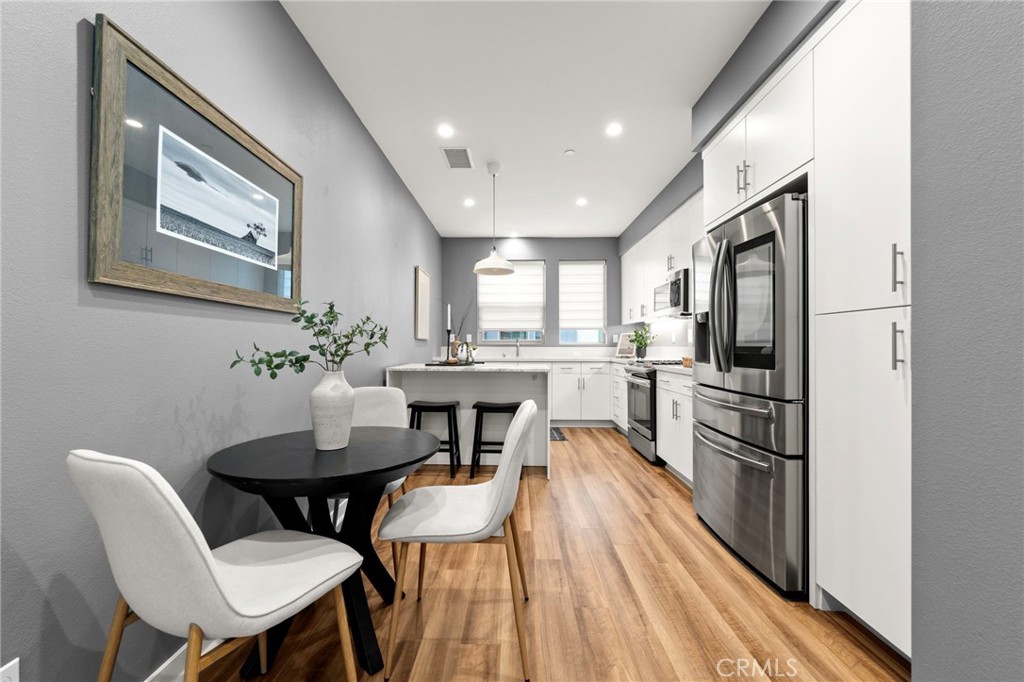 210 Placemark Property Photo 5