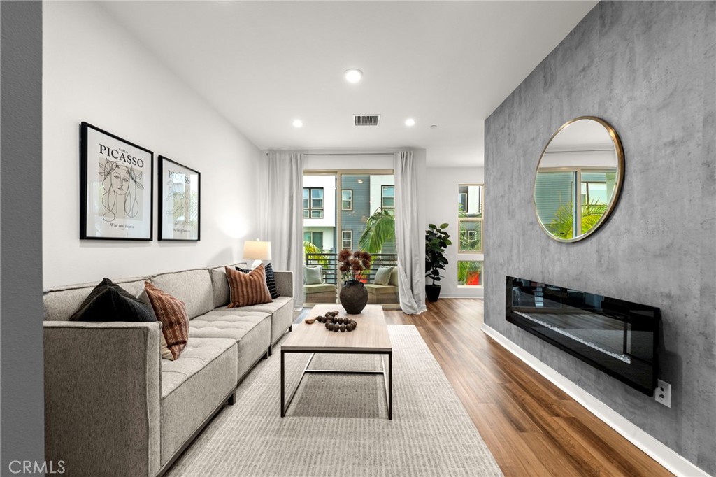 210 Placemark Property Photo 10
