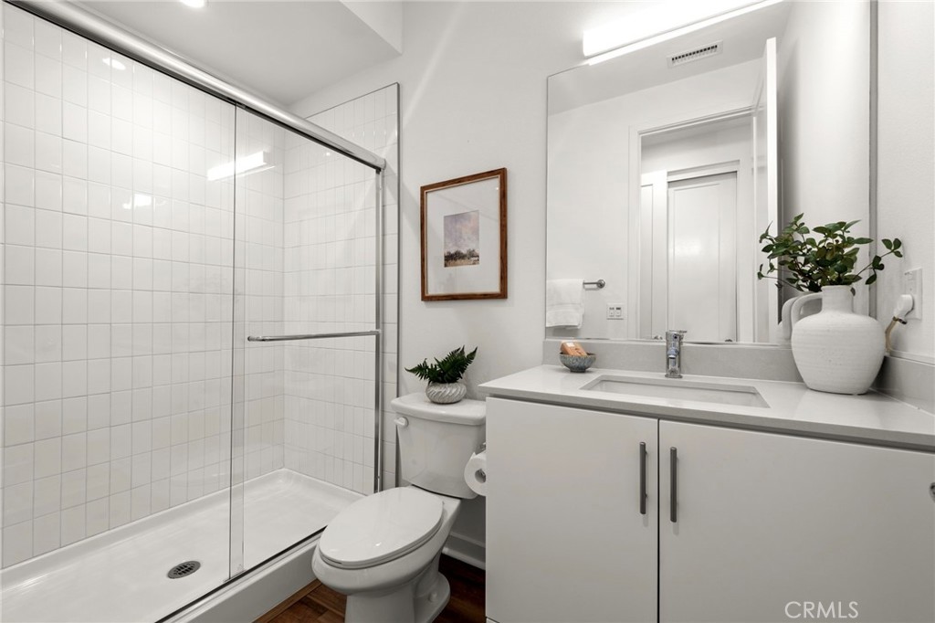 210 Placemark Property Photo 24