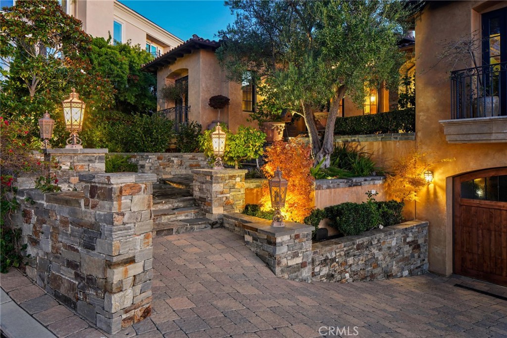 20 Le Conte Property Photo 3
