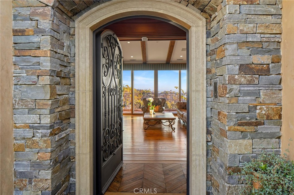 20 Le Conte Property Photo 4