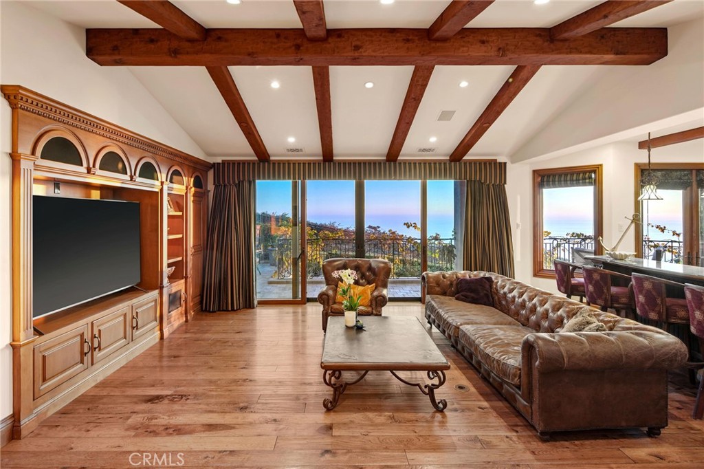 20 Le Conte Property Photo 6