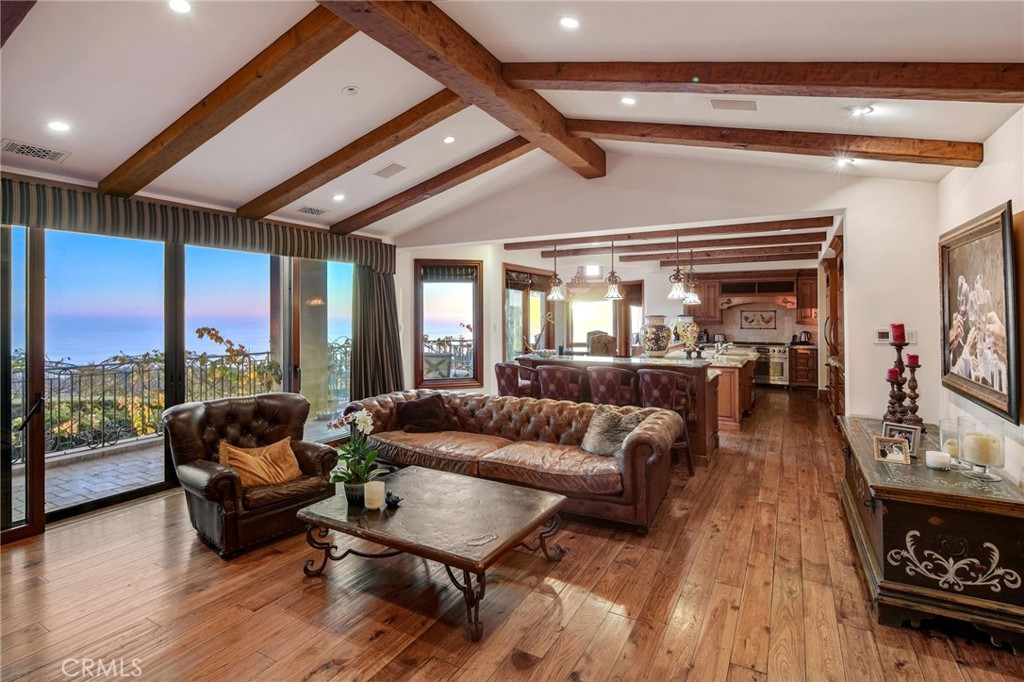20 Le Conte Property Photo 7
