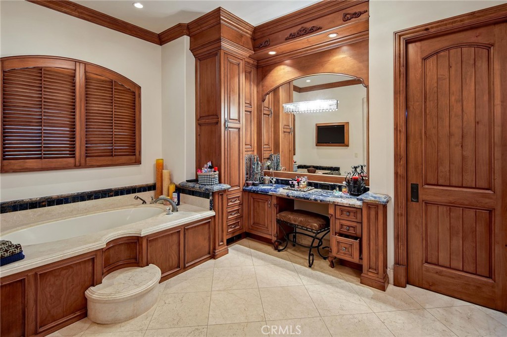 20 Le Conte Property Photo 18