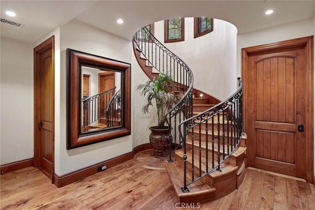 20 Le Conte Property Photo 22