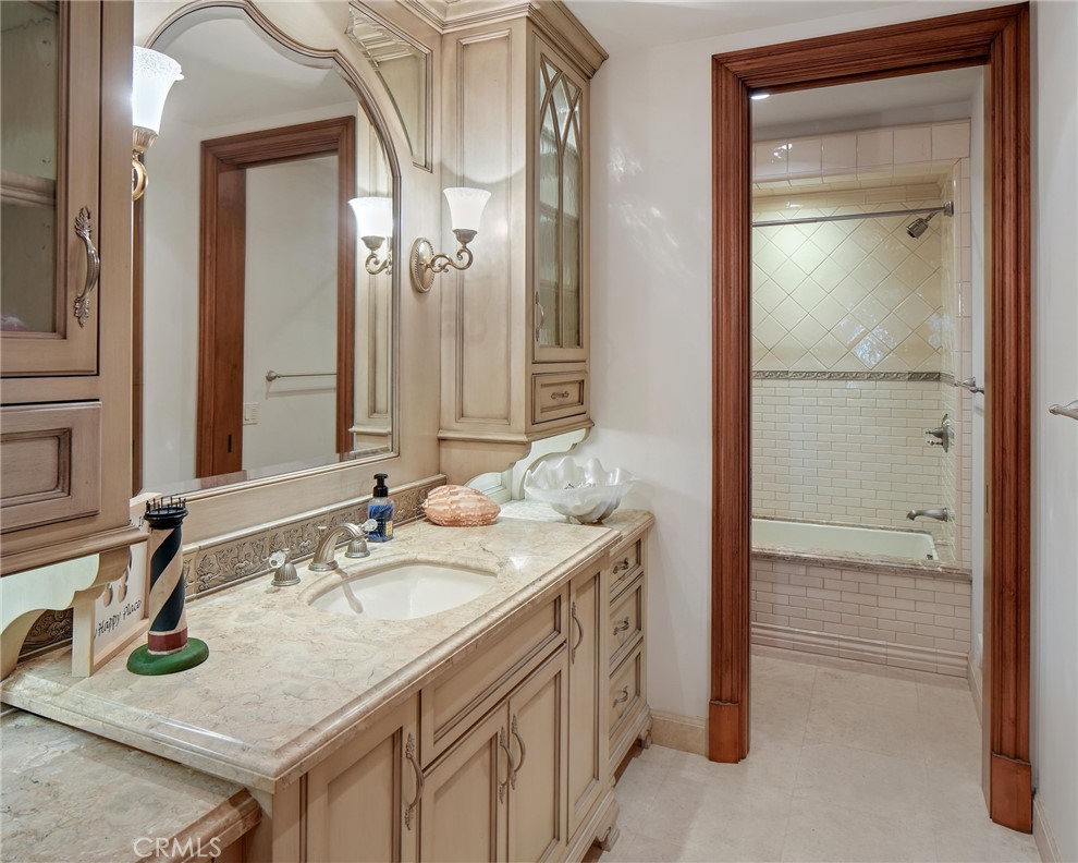 20 Le Conte Property Photo 25