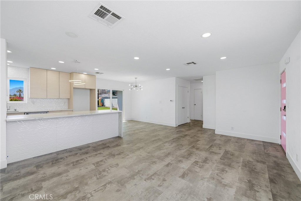 431 W Avenida Cerca Property Photo 11