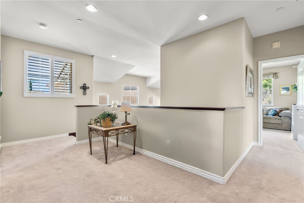 2092 E Nohl Ranch Road Property Photo 20